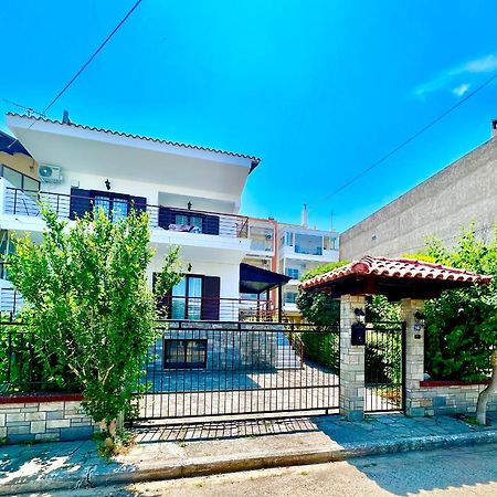 Athena Getaway Apartment Неа Миханиона Екстериор снимка