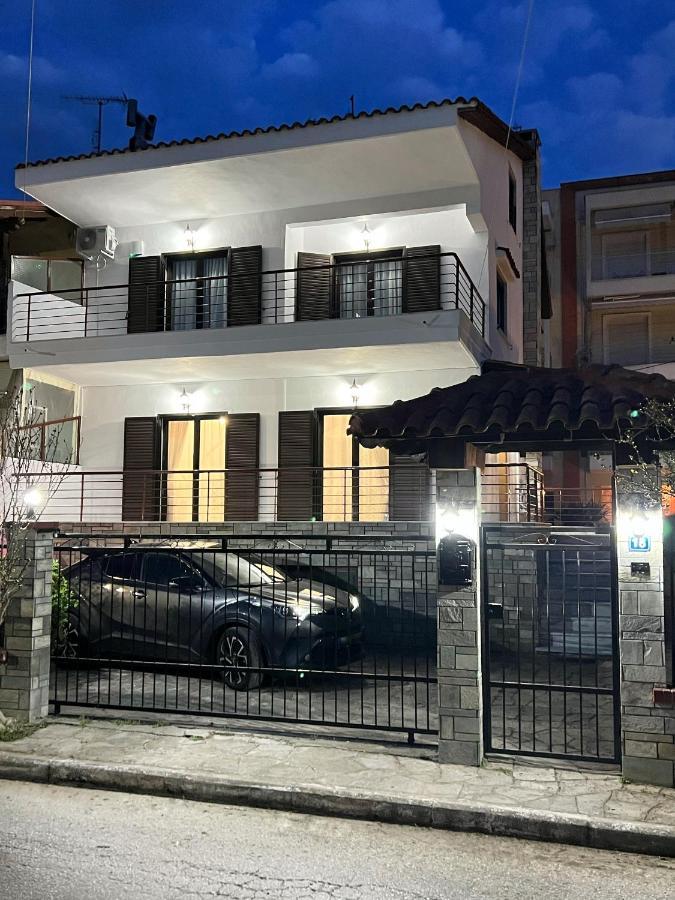 Athena Getaway Apartment Неа Миханиона Екстериор снимка