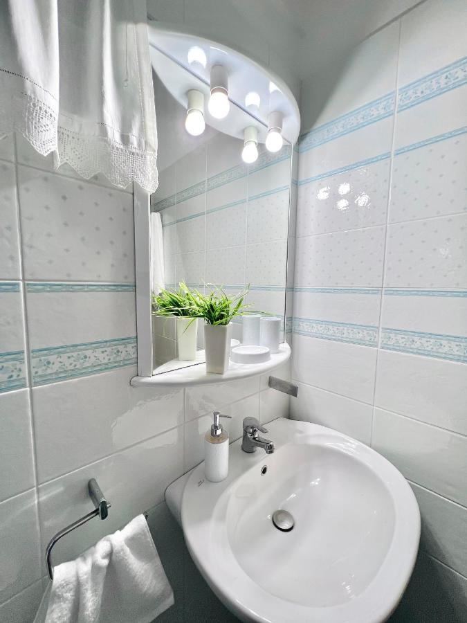 Athena Getaway Apartment Неа Миханиона Екстериор снимка
