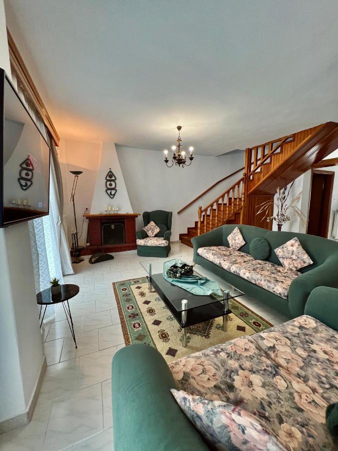 Athena Getaway Apartment Неа Миханиона Екстериор снимка